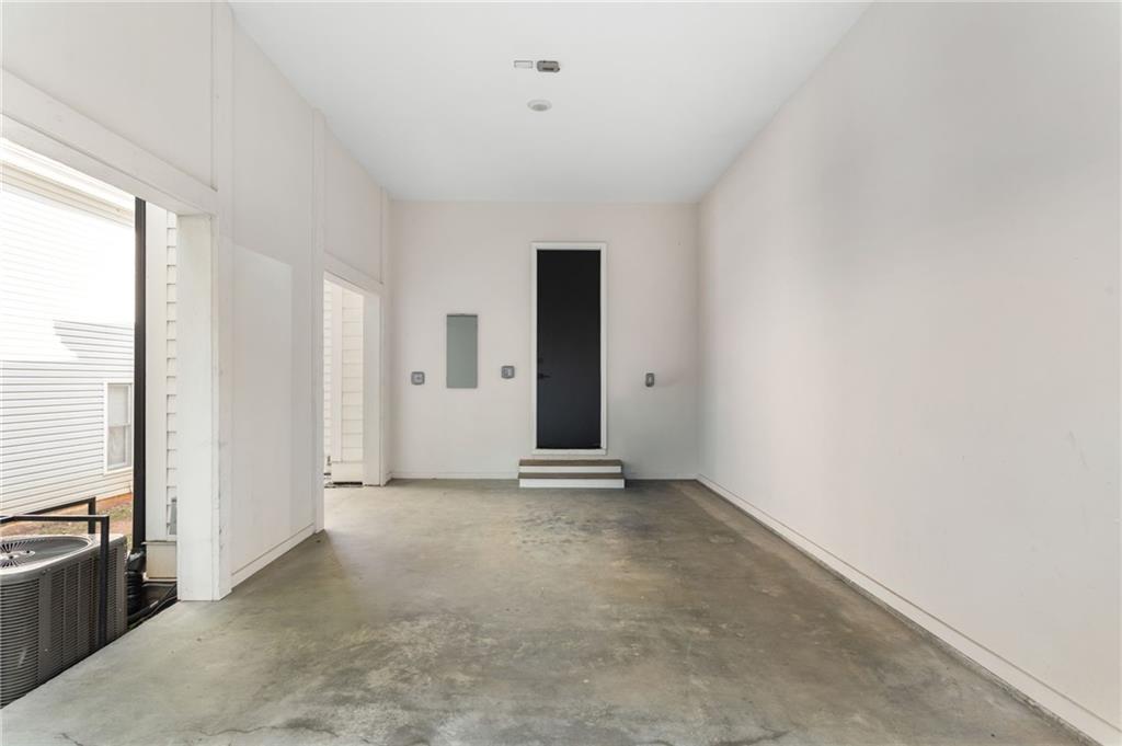 454 Calhoun Street NW