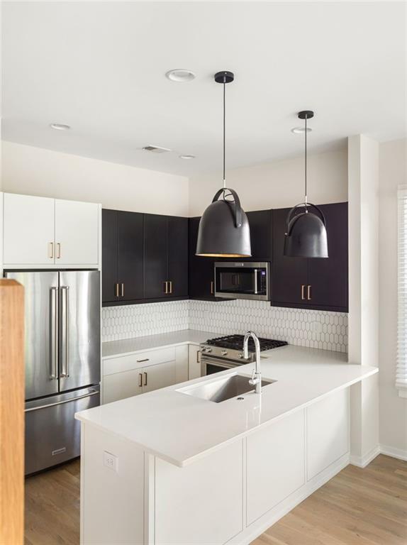 454 Calhoun Street NW