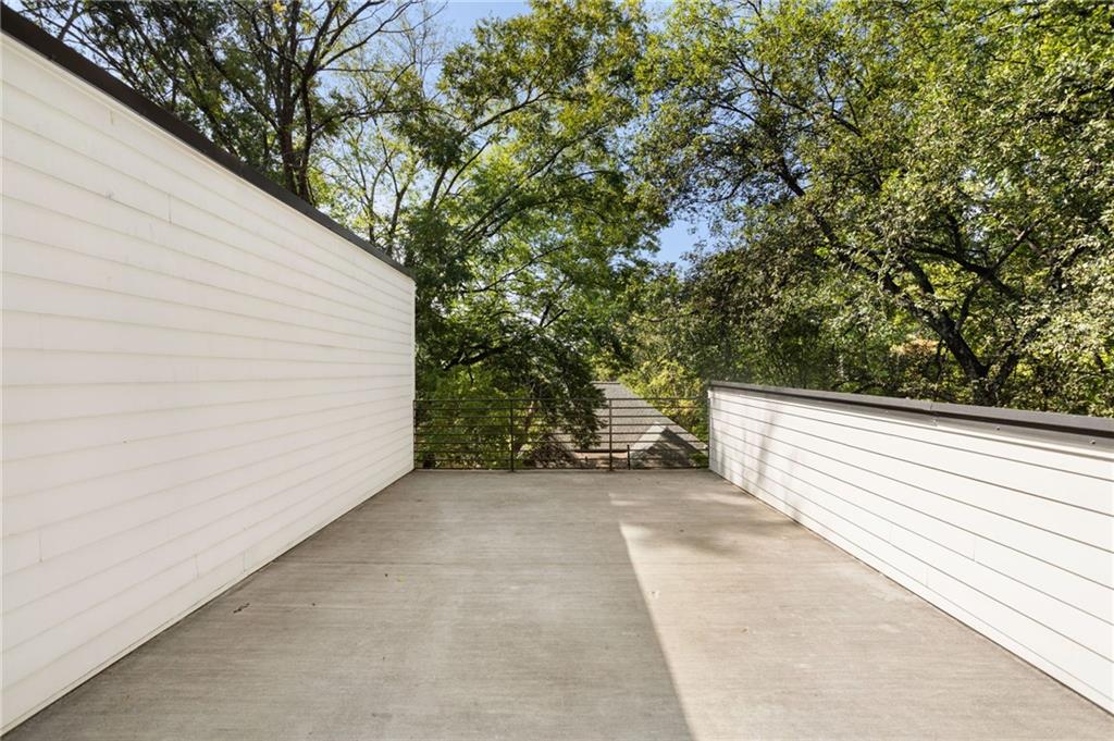 454 Calhoun Street NW