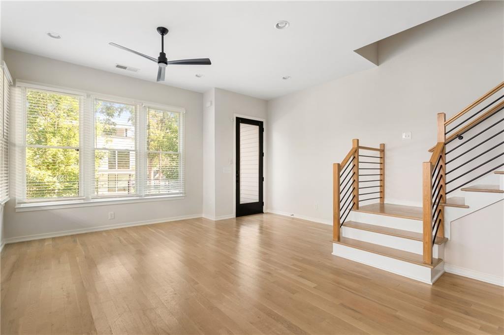 454 Calhoun Street NW