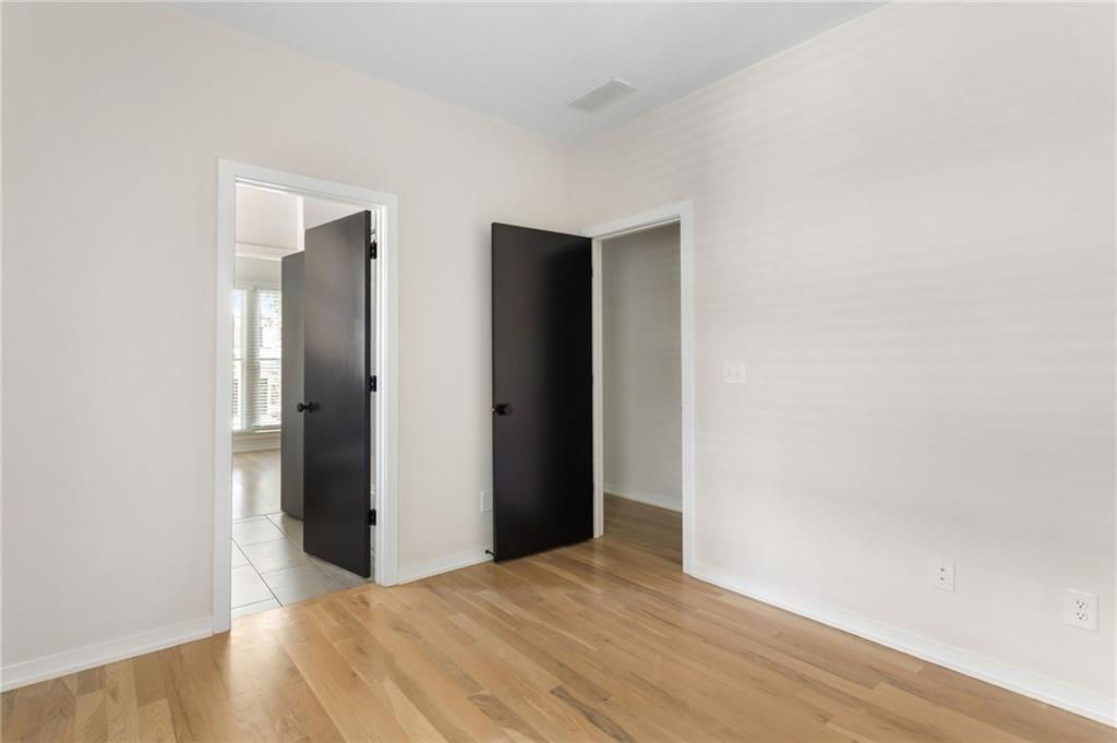 454 Calhoun Street NW