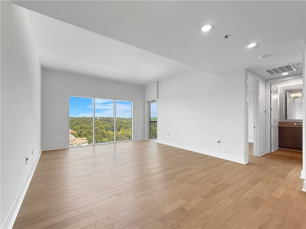 4561 Olde Perimeter Way Unit 1909