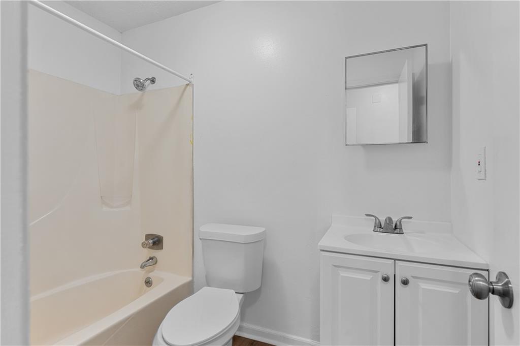 200 Tanglewood Drive Unit B