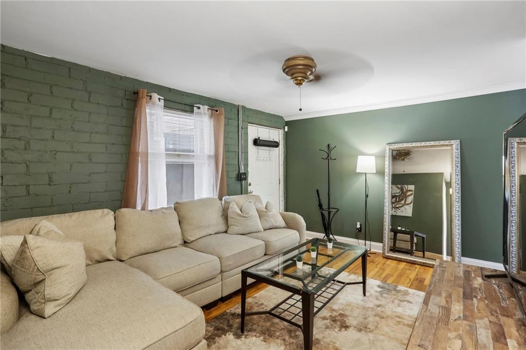 24 Daniel Street Unit 6