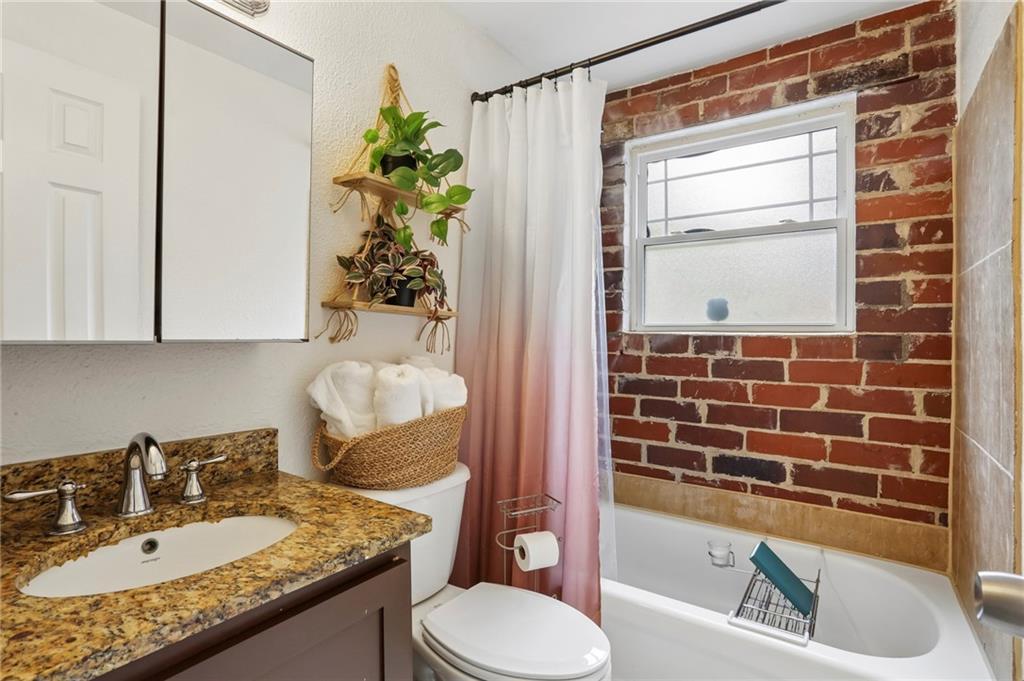 24 Daniel Street Unit 6