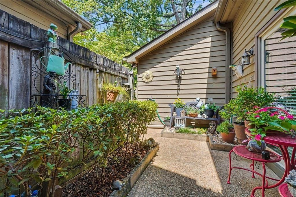 4173 D'Youville Trace