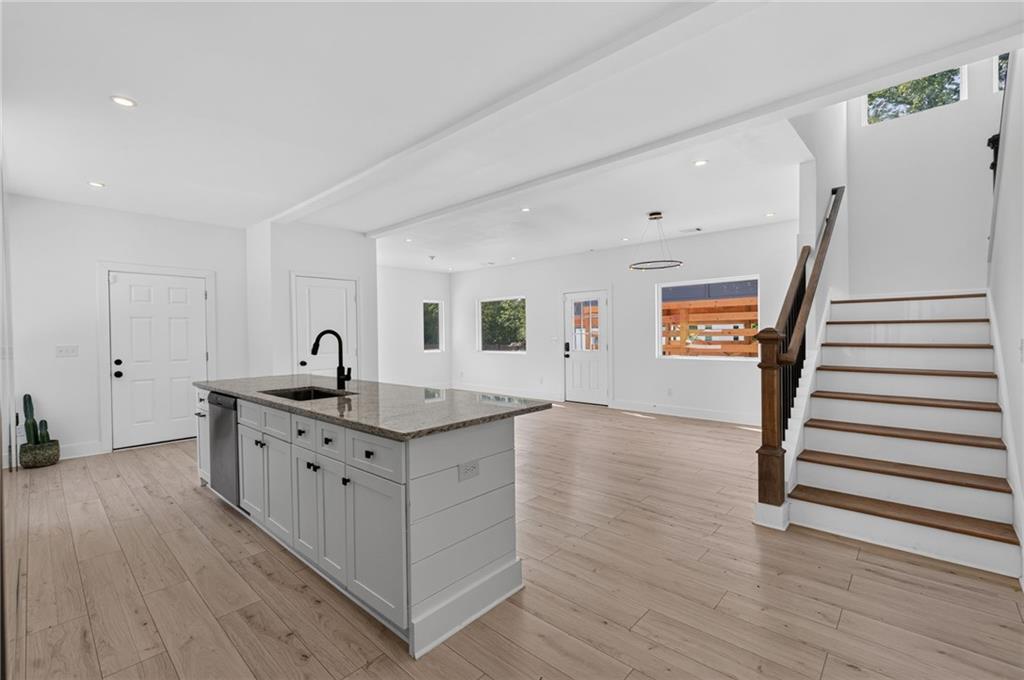 479 Lee Road SW