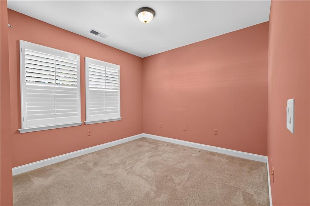 2708 Grapevine Circle Unit 2004