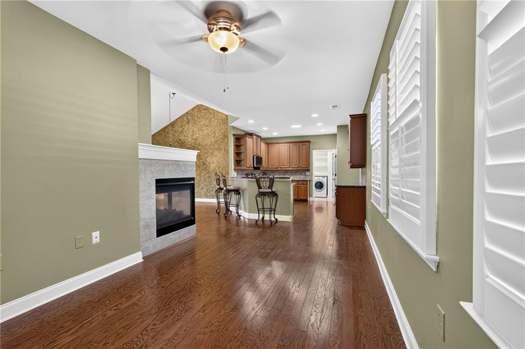 2708 Grapevine Circle Unit 2004