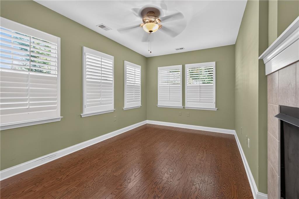 2708 Grapevine Circle Unit 2004