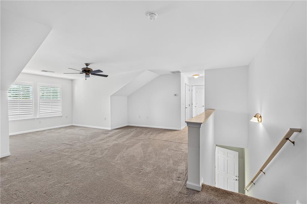 2708 Grapevine Circle Unit 2004
