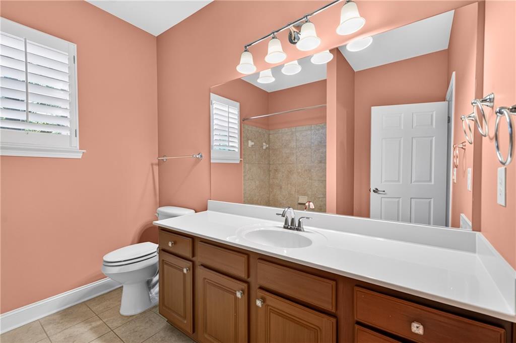2708 Grapevine Circle Unit 2004