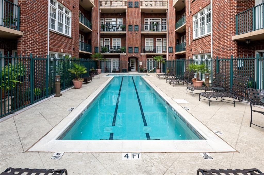 77 Peachtree Place NE Unit 201