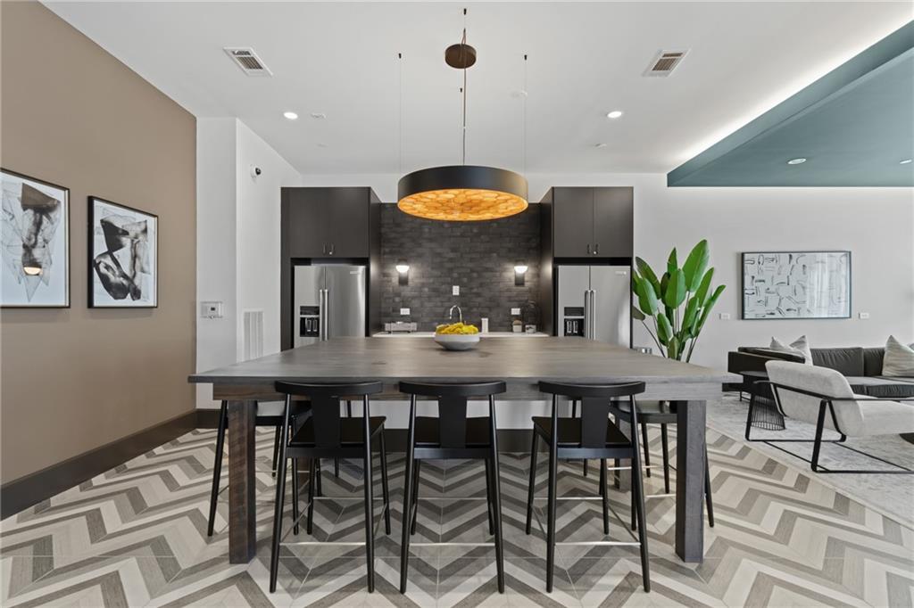 775 Juniper Street NE Unit 409