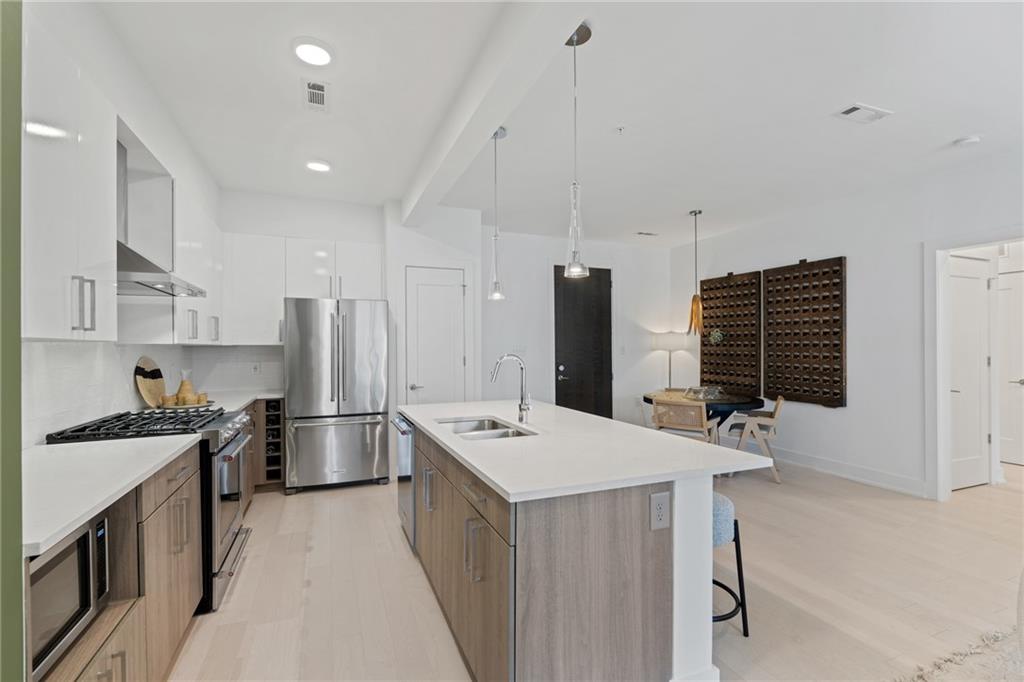 775 Juniper Street NE Unit 409
