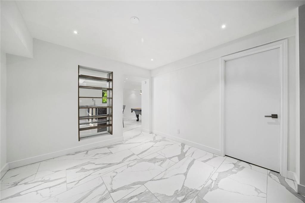 154 Cromwell Road NE