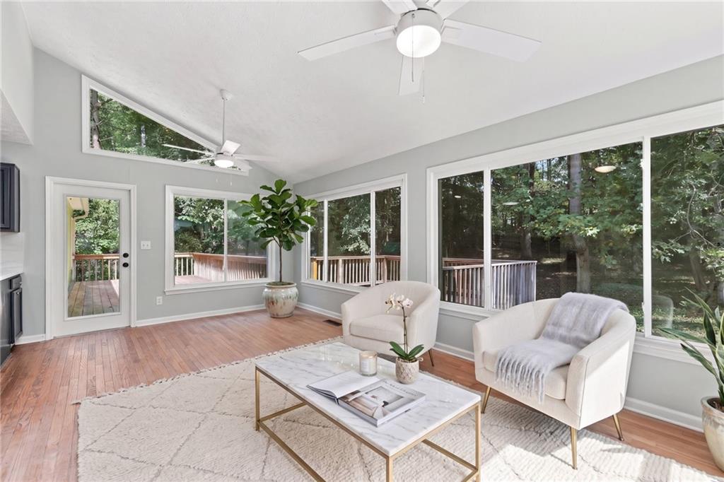 210 Crabapple Lane