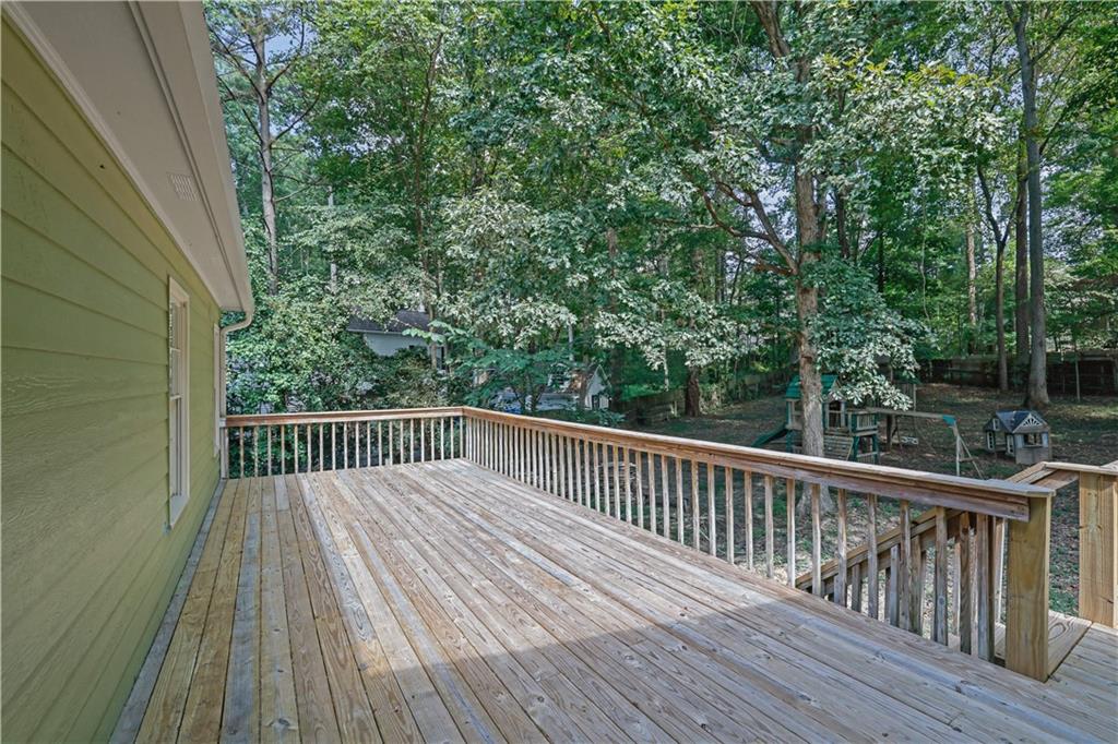 210 Crabapple Lane