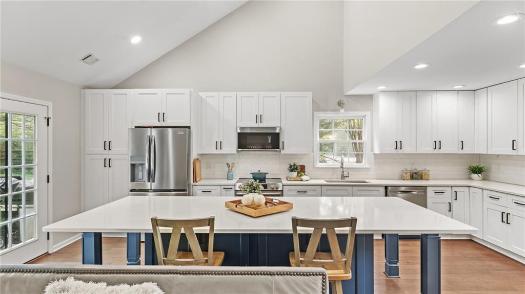 2030 Clayburn Drive
