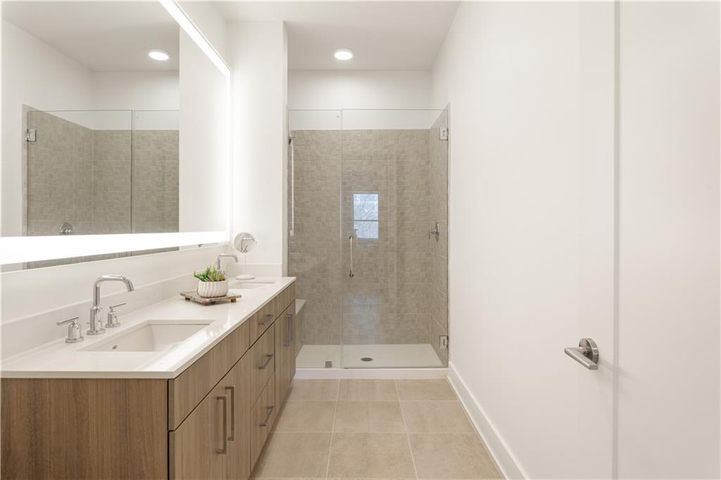 775 Juniper Street NE Unit 617