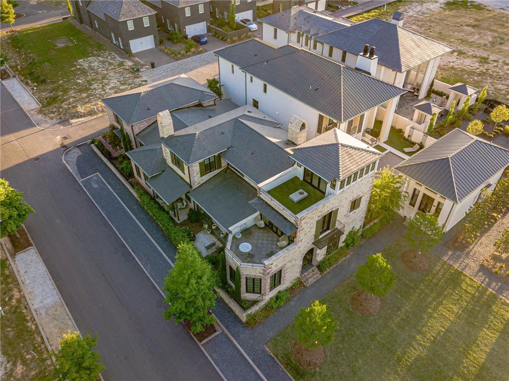 290 Guild Lane