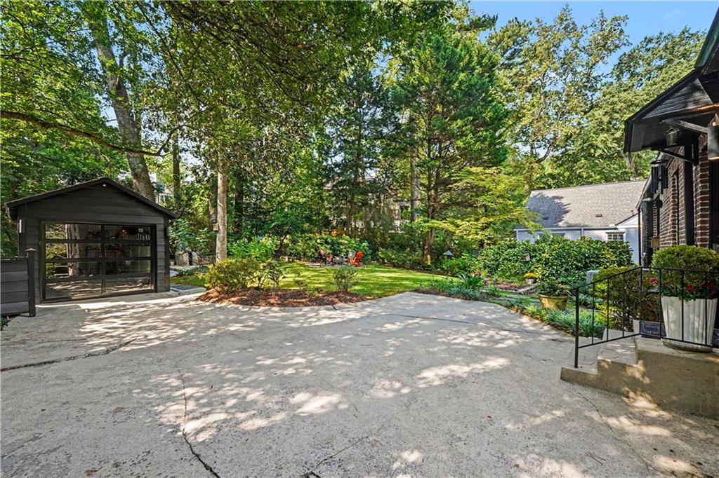 839 Wildwood Road NE