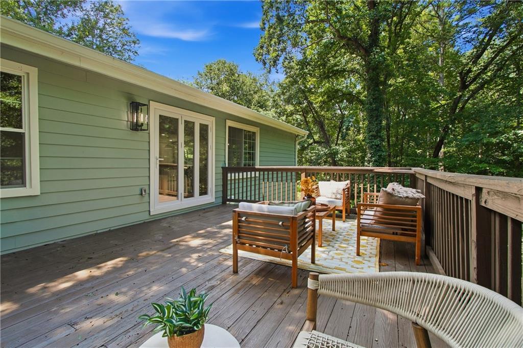 545 Longleaf Dr
