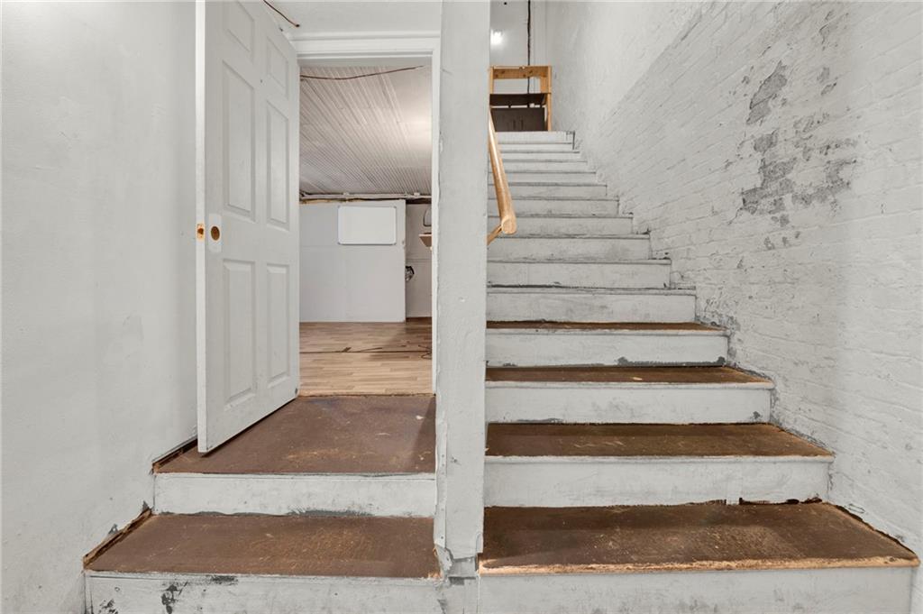 257 Trinity Avenue SW