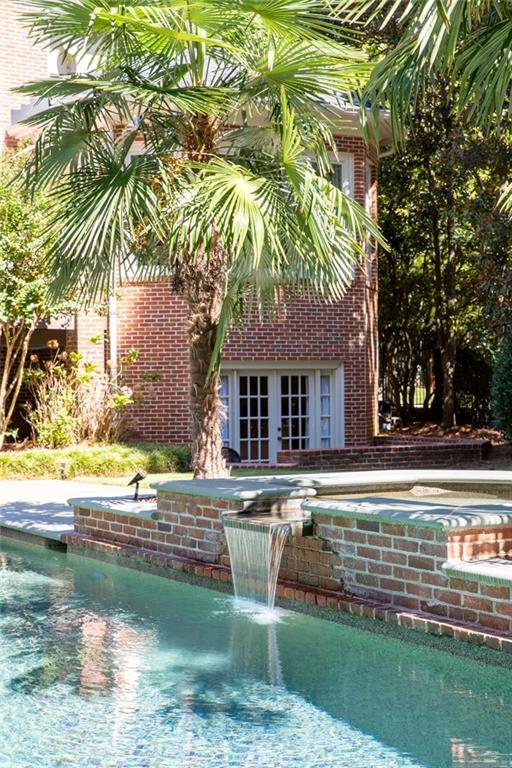 134 Blackland Road NW
