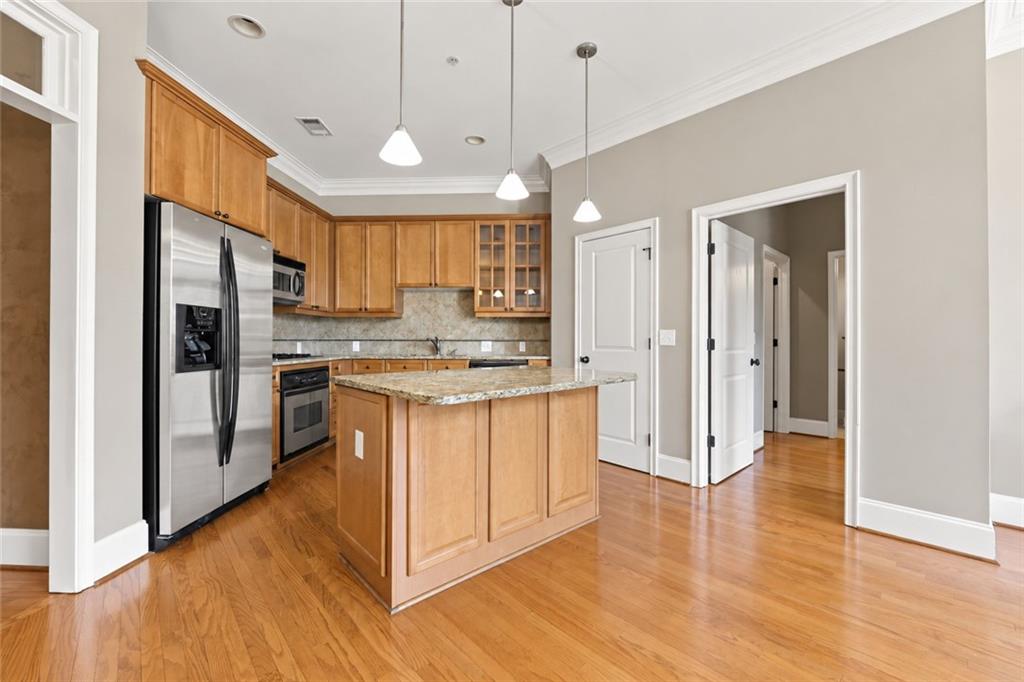 11 Perimeter Center E Unit 1417