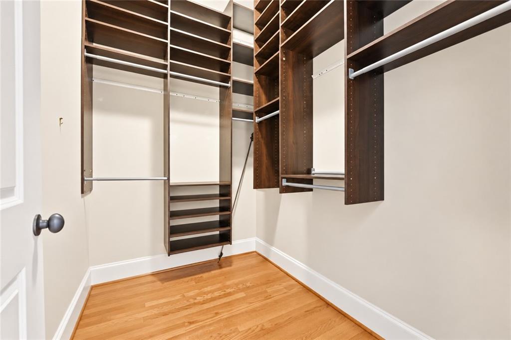 11 Perimeter Center E Unit 1417