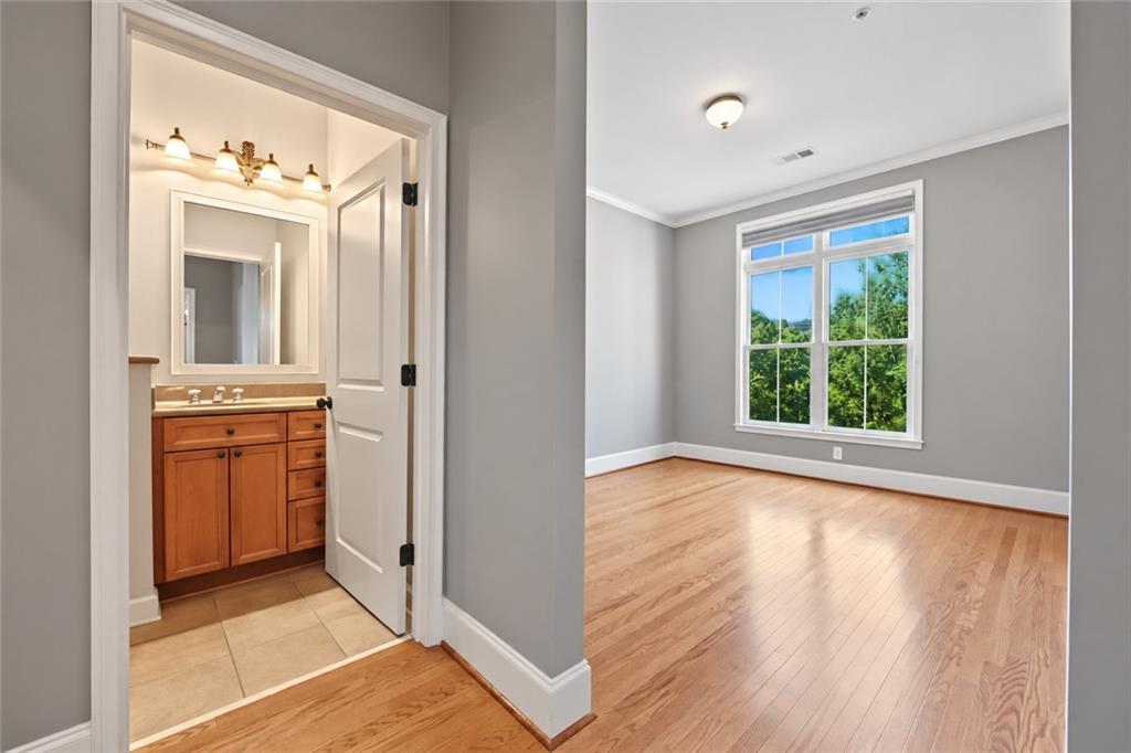 11 Perimeter Center E Unit 1417