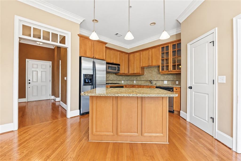 11 Perimeter Center E Unit 1417
