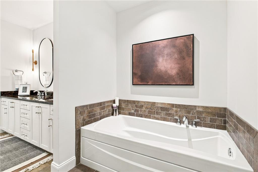 270 17th Street NW Unit 901