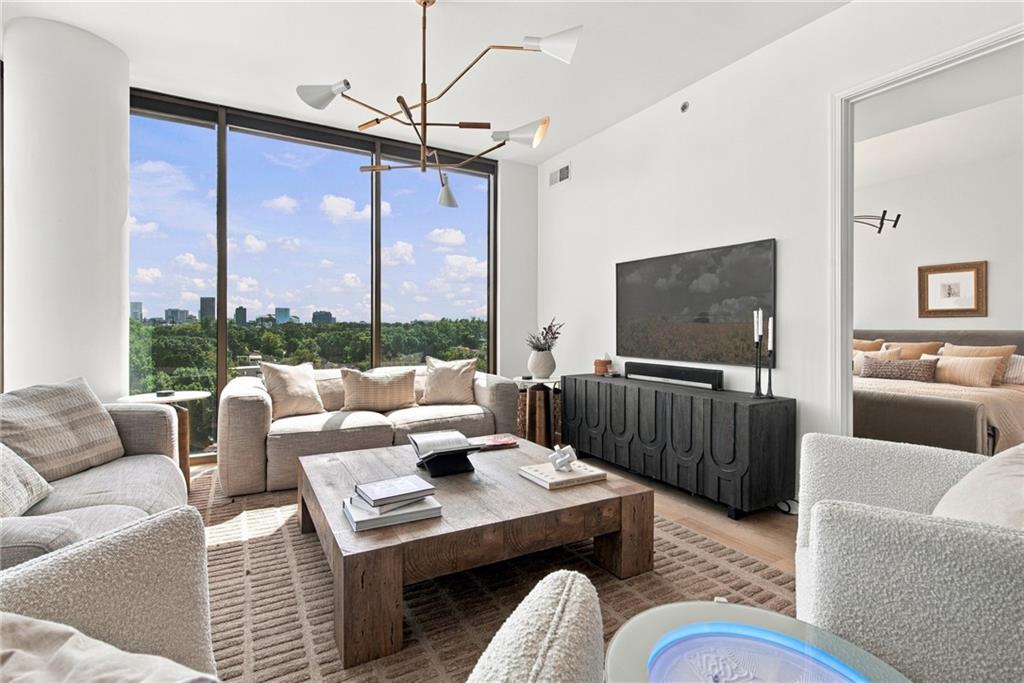 270 17th Street NW Unit 901