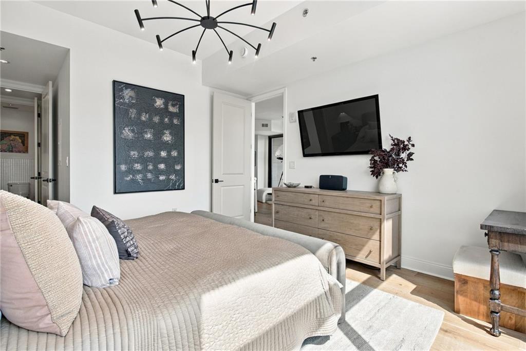 270 17th Street NW Unit 901
