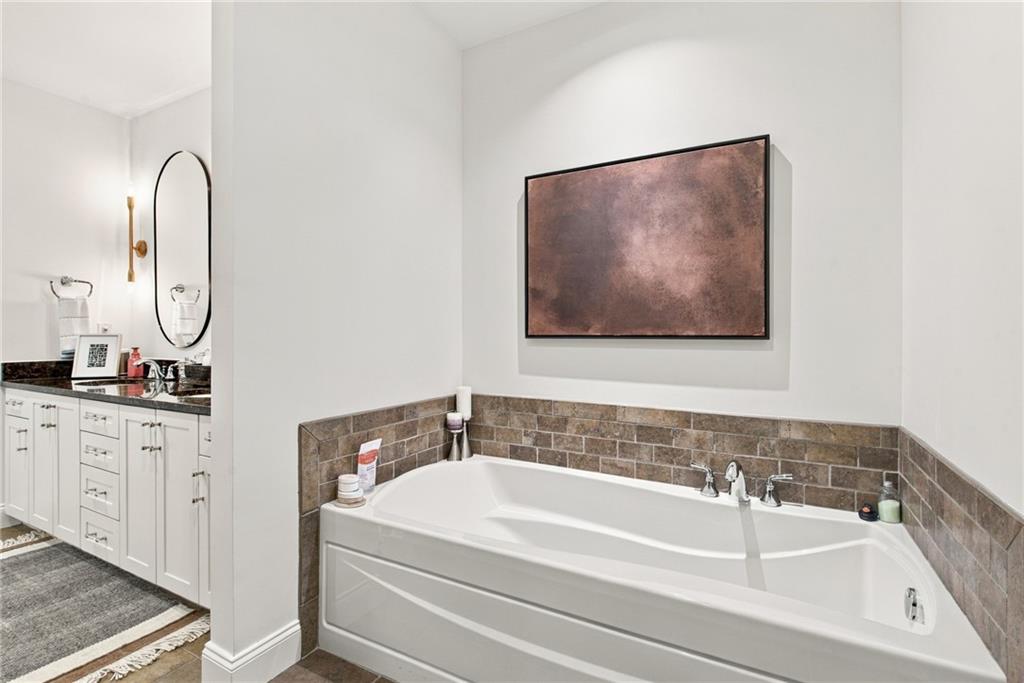 270 17th Street NW Unit 901