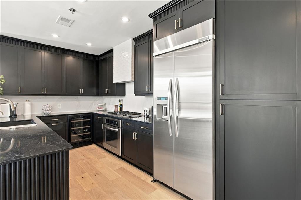 270 17th Street NW Unit 901