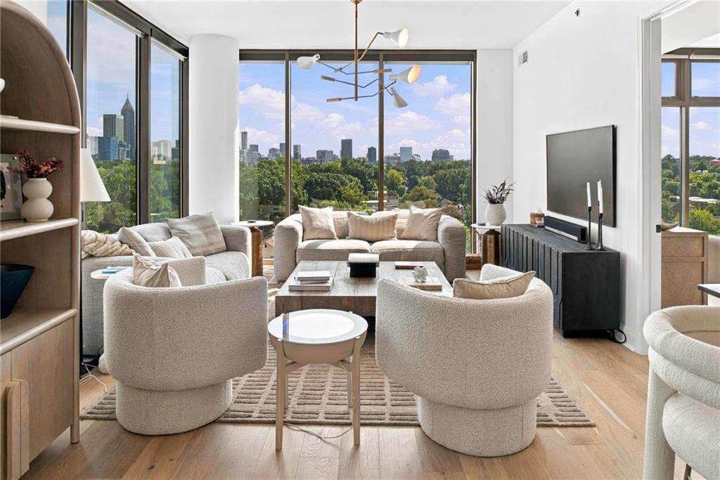 270 17th Street NW Unit 901