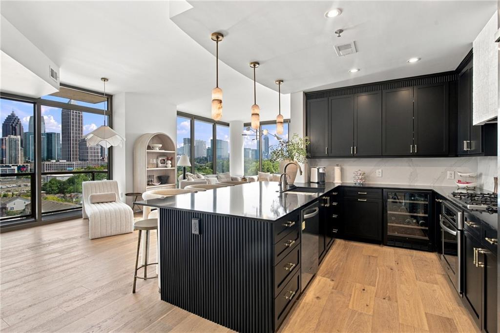 270 17th Street NW Unit 901