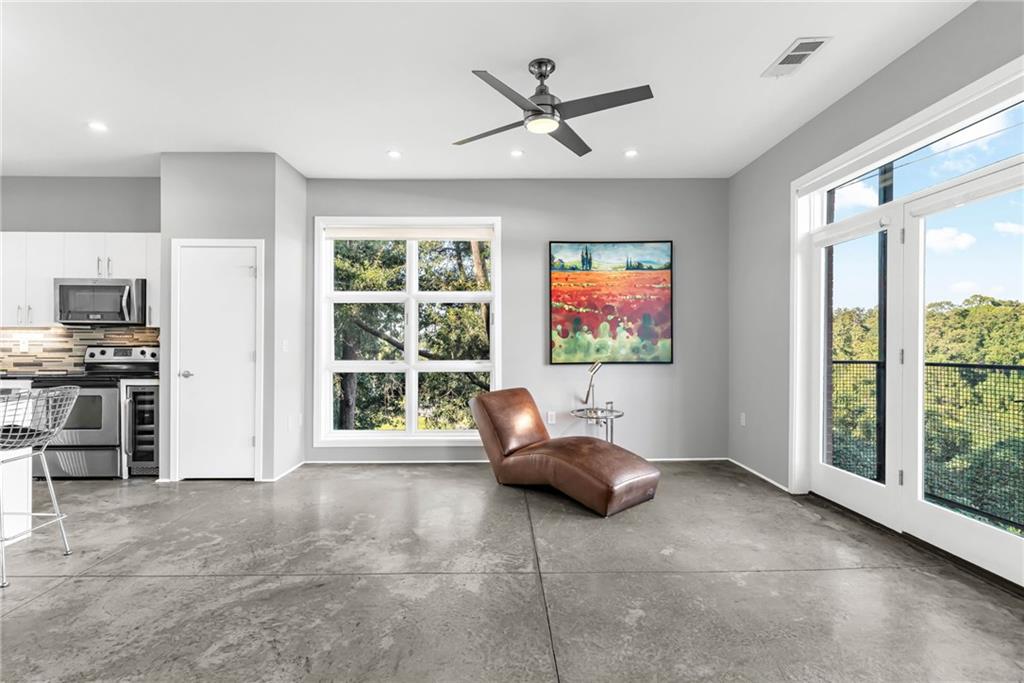 560 Dutch Valley Road NE Unit 2315