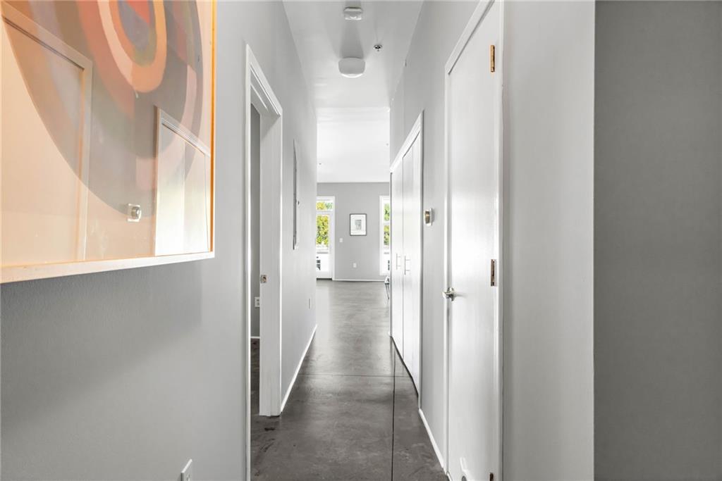 560 Dutch Valley Road NE Unit 2315