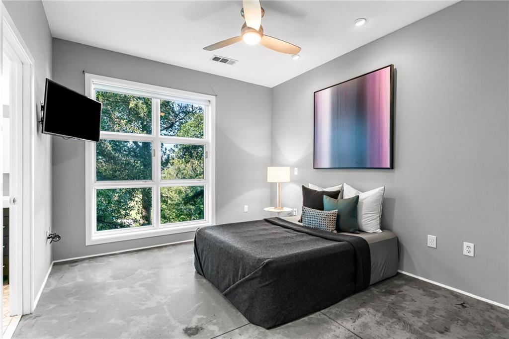 560 Dutch Valley Road NE Unit 2315
