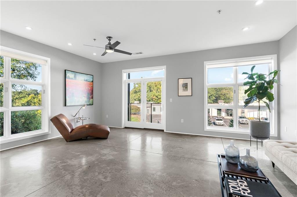 560 Dutch Valley Road NE Unit 2315