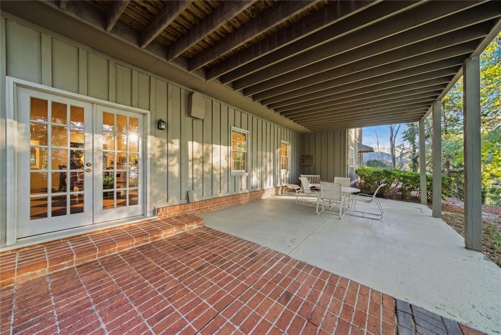 5059 Pine Bark Circle