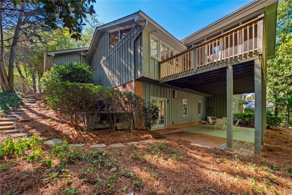 5059 Pine Bark Circle