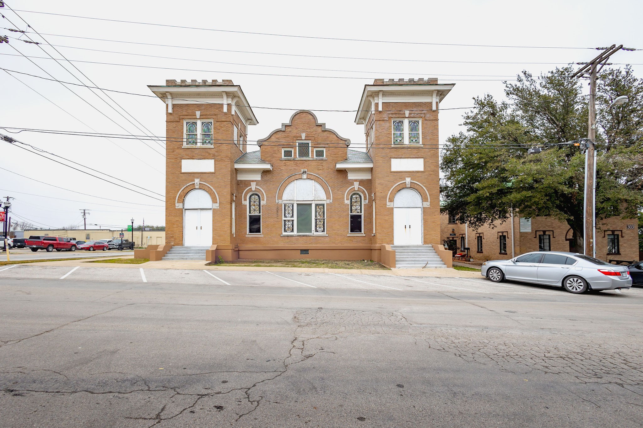 102 Fannin Street