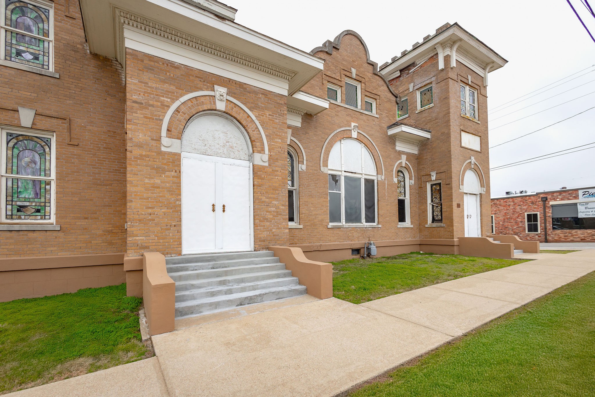 102 Fannin Street