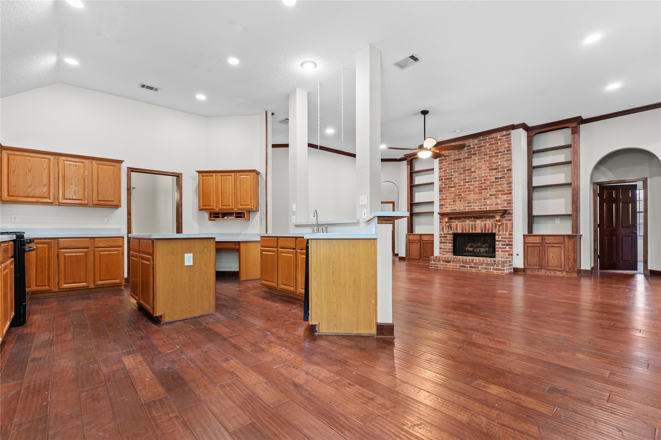 1001 Homestead Trail