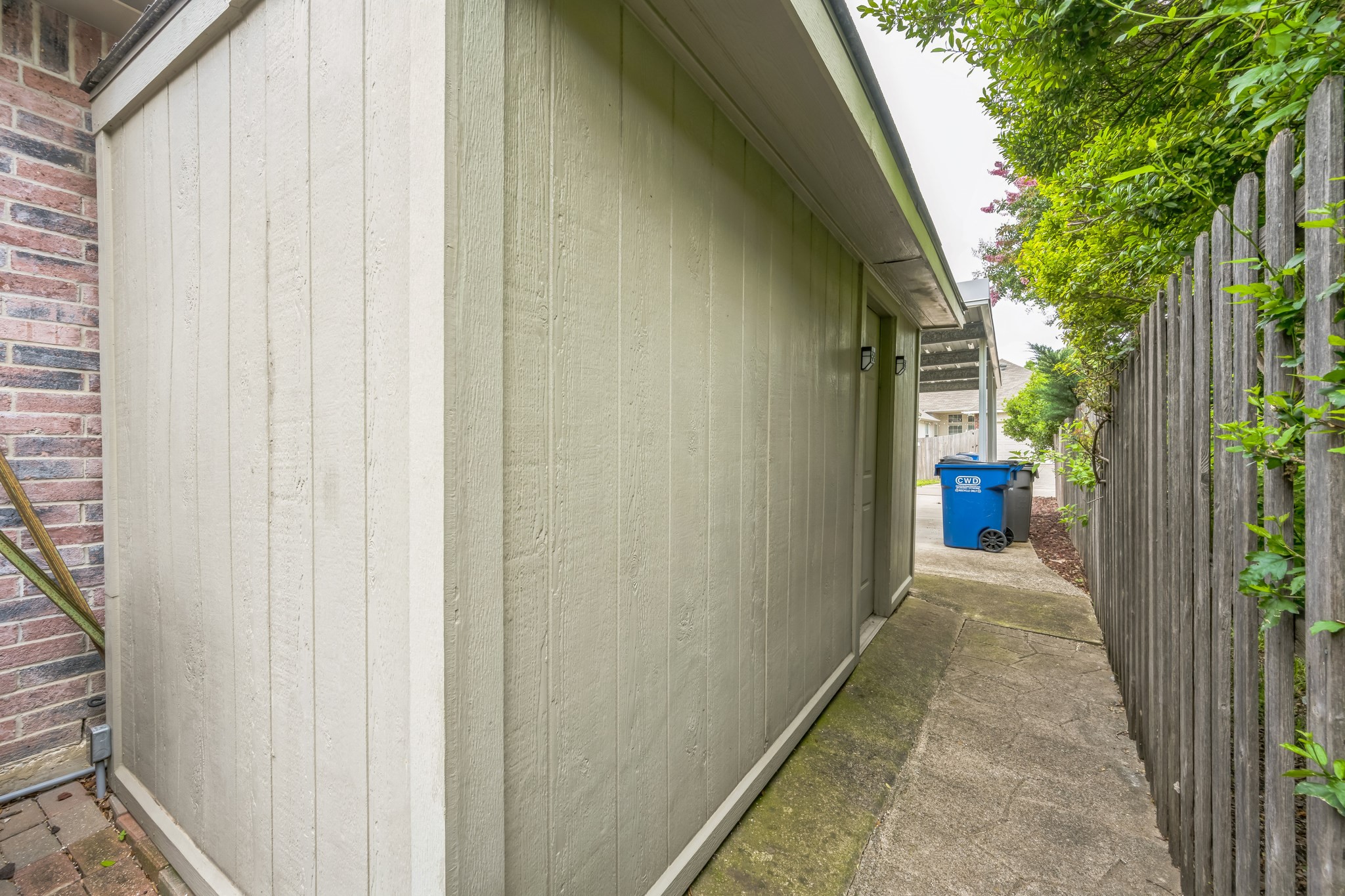 1001 Homestead Trail